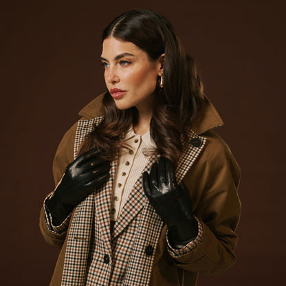 Bella (black) - Italian lambskin leather gloves with lambswool lining & touchscreen feature